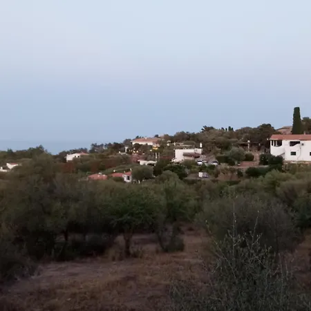 Cala D'ambra 펜션 *