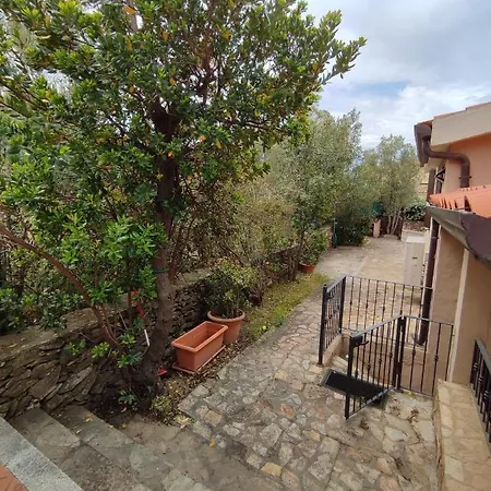 Cala D'ambra * סאן תאודורו