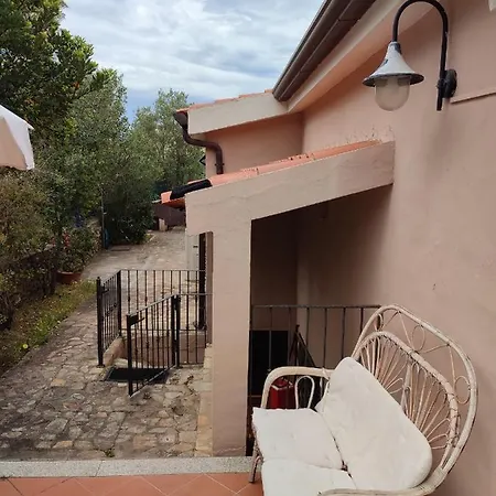 Cala D'ambra סאן תאודורו