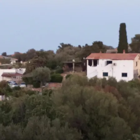 בית נופש Cala D'ambra *