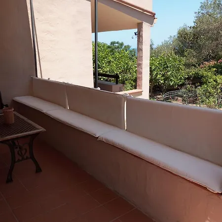 בית נופש Cala D'ambra סאן תאודורו